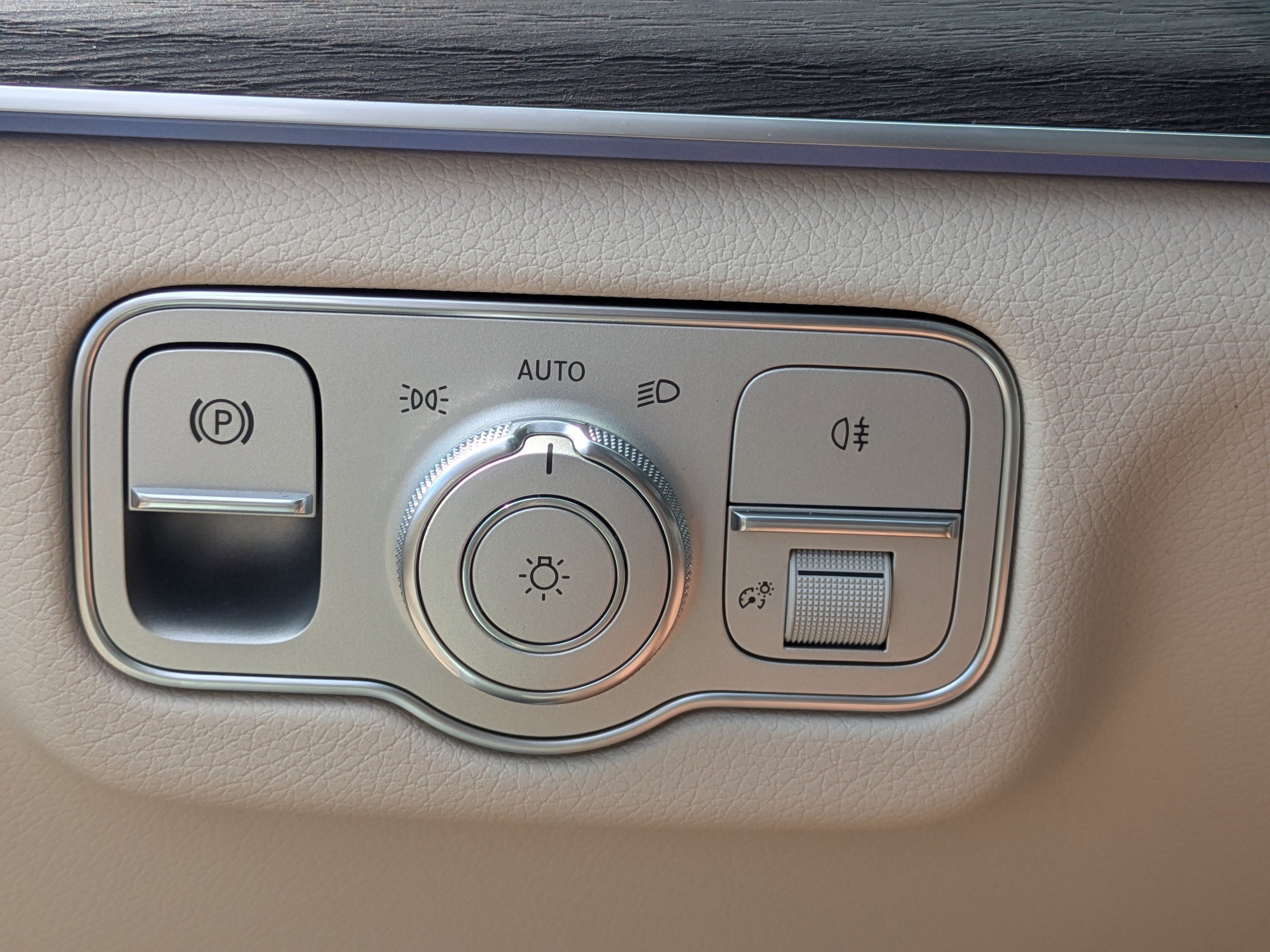 2025 Mercedes Benz GLS 450 4MATIC photo 27