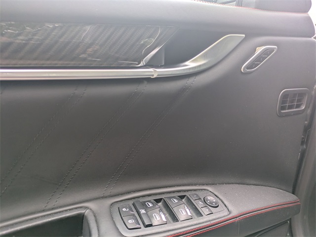 2022 Maserati Ghibli Modena Q4 photo 22