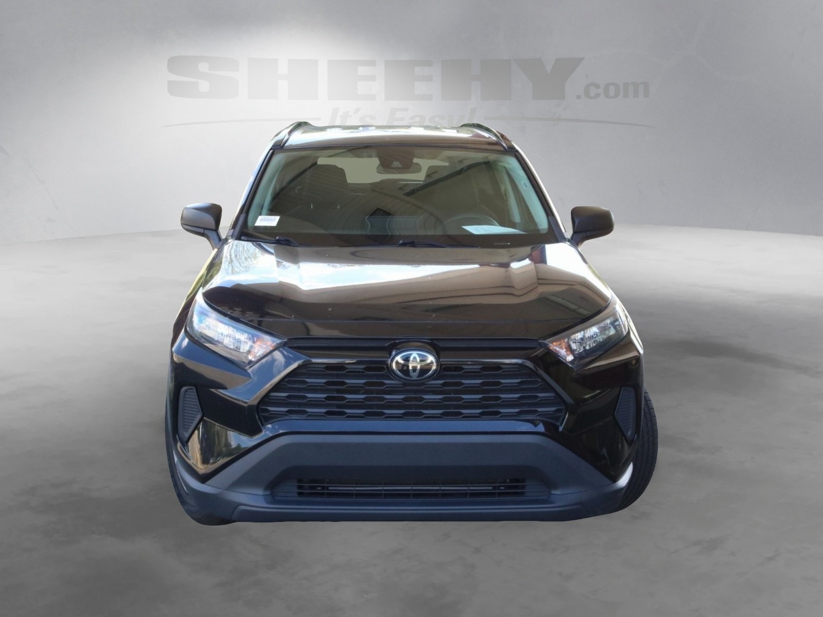 2021 Toyota RAV4 LE photo 12