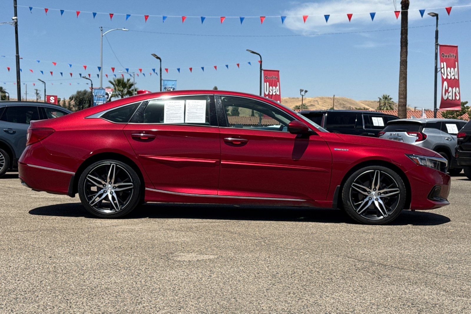 2021 Honda Accord Hybrid Touring photo 3