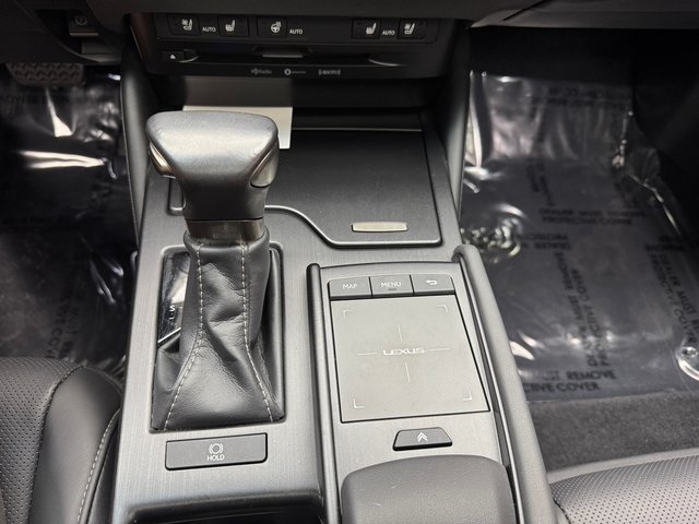 2019 Lexus ES 350 photo 19