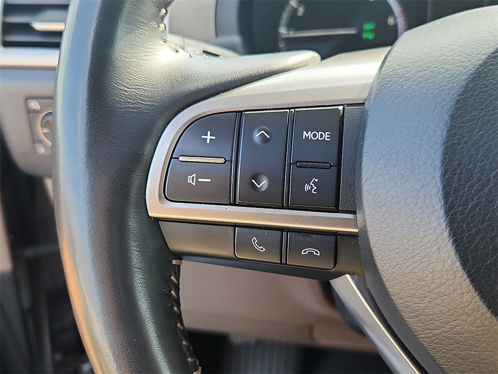 2023 Lexus GX Premium photo 21