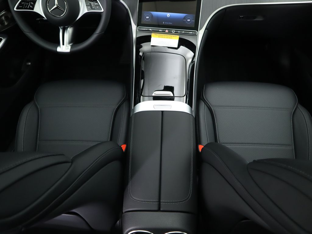 2026 Mercedes Benz GLC 300 photo 14