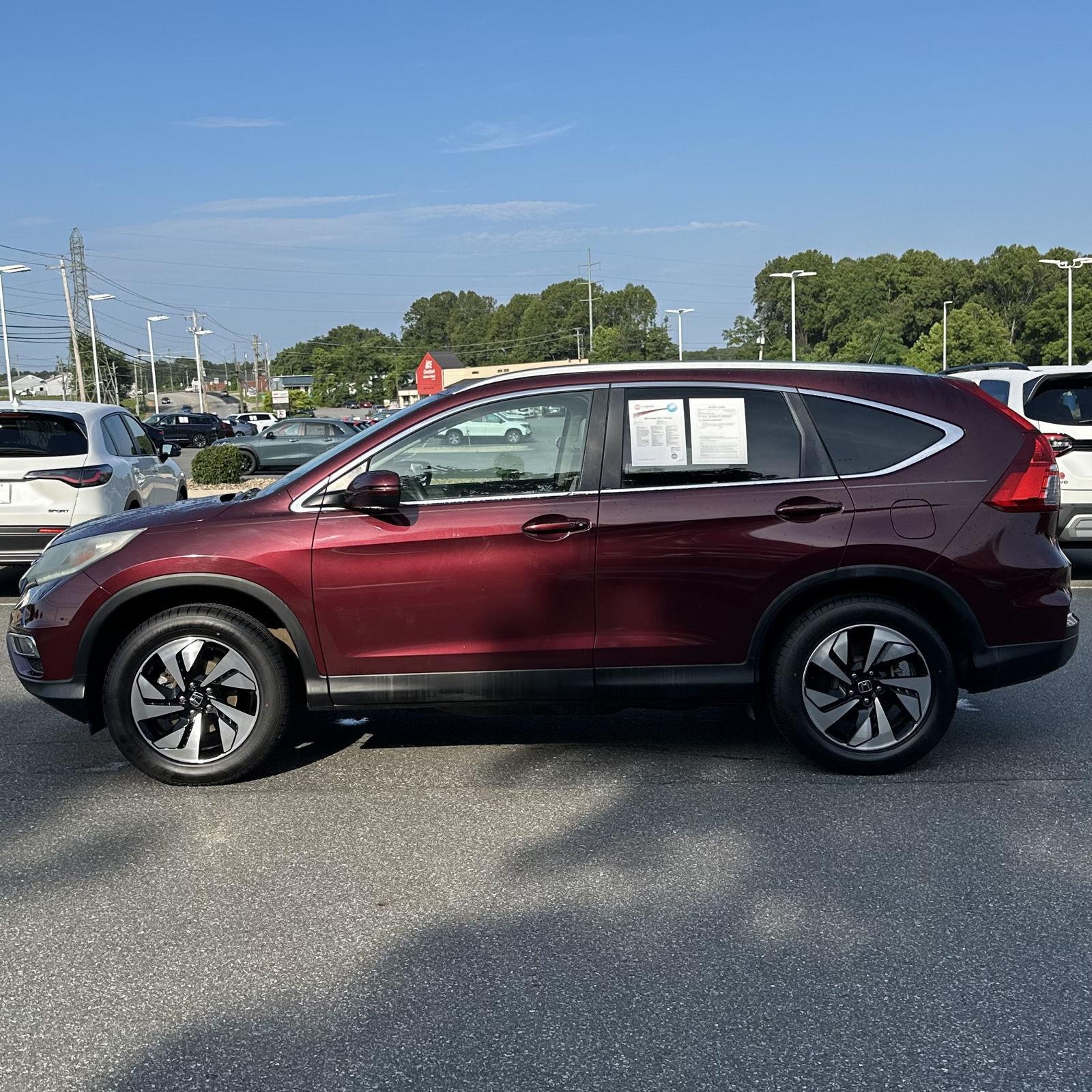 2015 Honda CR-V Touring photo 2