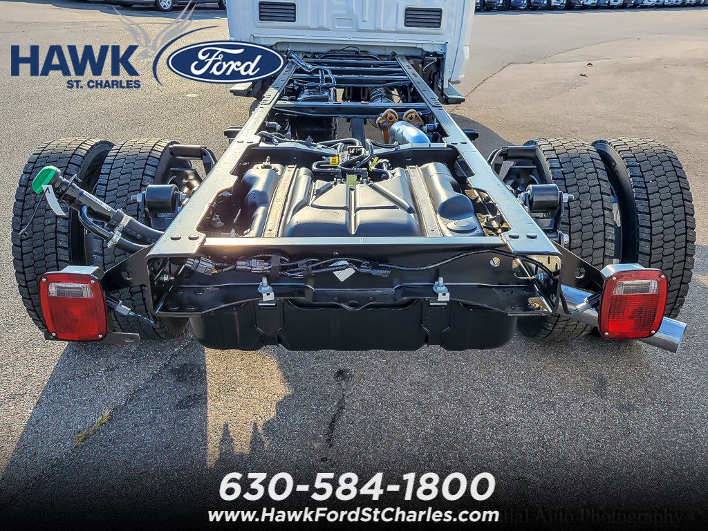 2024 FORD F-550 - Image 4
