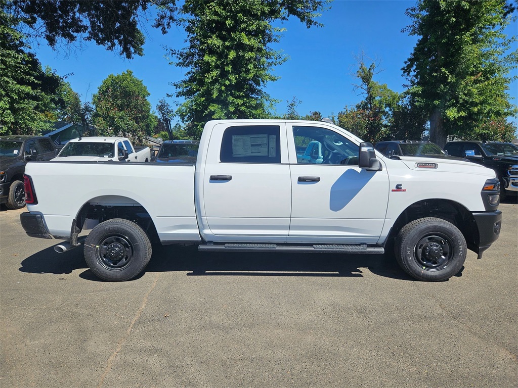 2025 Ram 2500 Tradesman photo 8