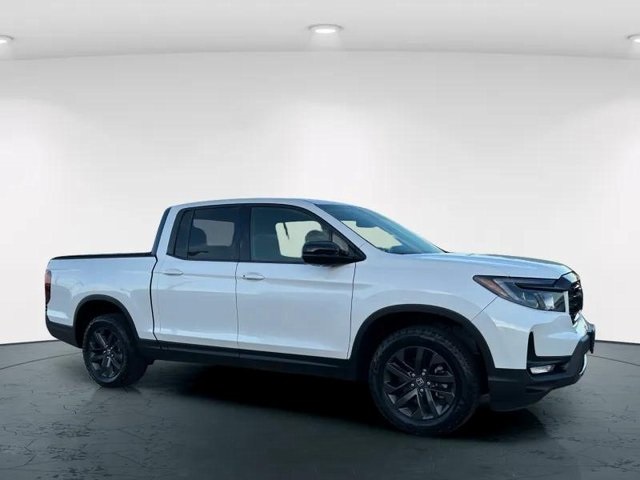 2023 Honda Ridgeline Sport photo 8