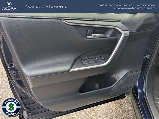 2021 Toyota RAV4 Hybrid XSE photo 21