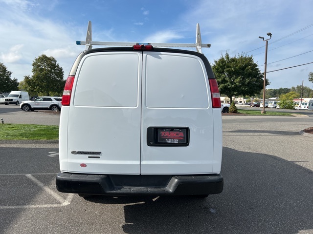 2016 Chevrolet Express 2500 Work Van photo 4