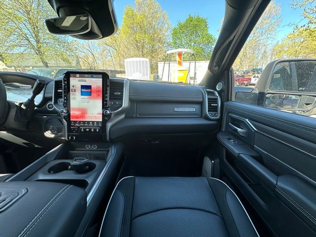 2025 Ram 2500 Laramie photo 27