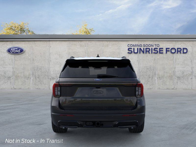 2025 Ford Explorer ST-Line photo 6