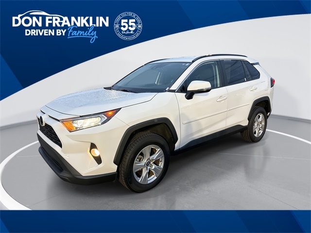 2021 Toyota RAV4 XLE's photo