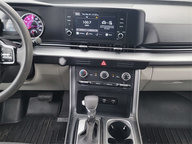 2022 Kia Carnival LX photo 23