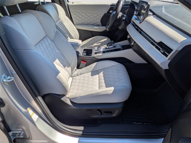 2023 Mitsubishi Outlander SEL photo 31