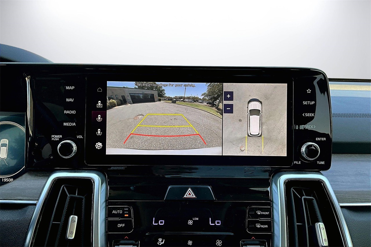 2022 Kia Sorento X-Line SX Prestige photo 12