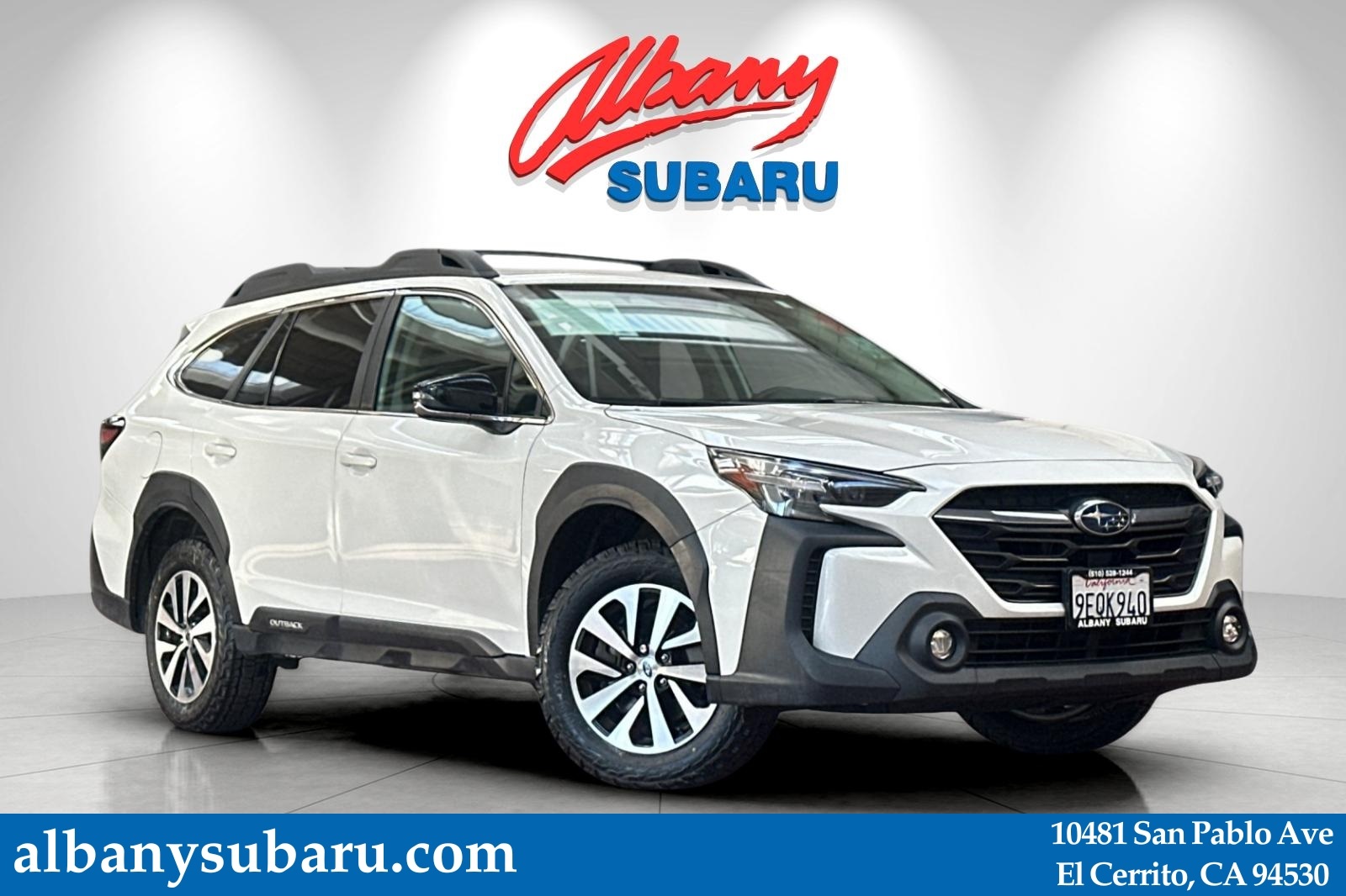 2023 Subaru Outback Premium's photo