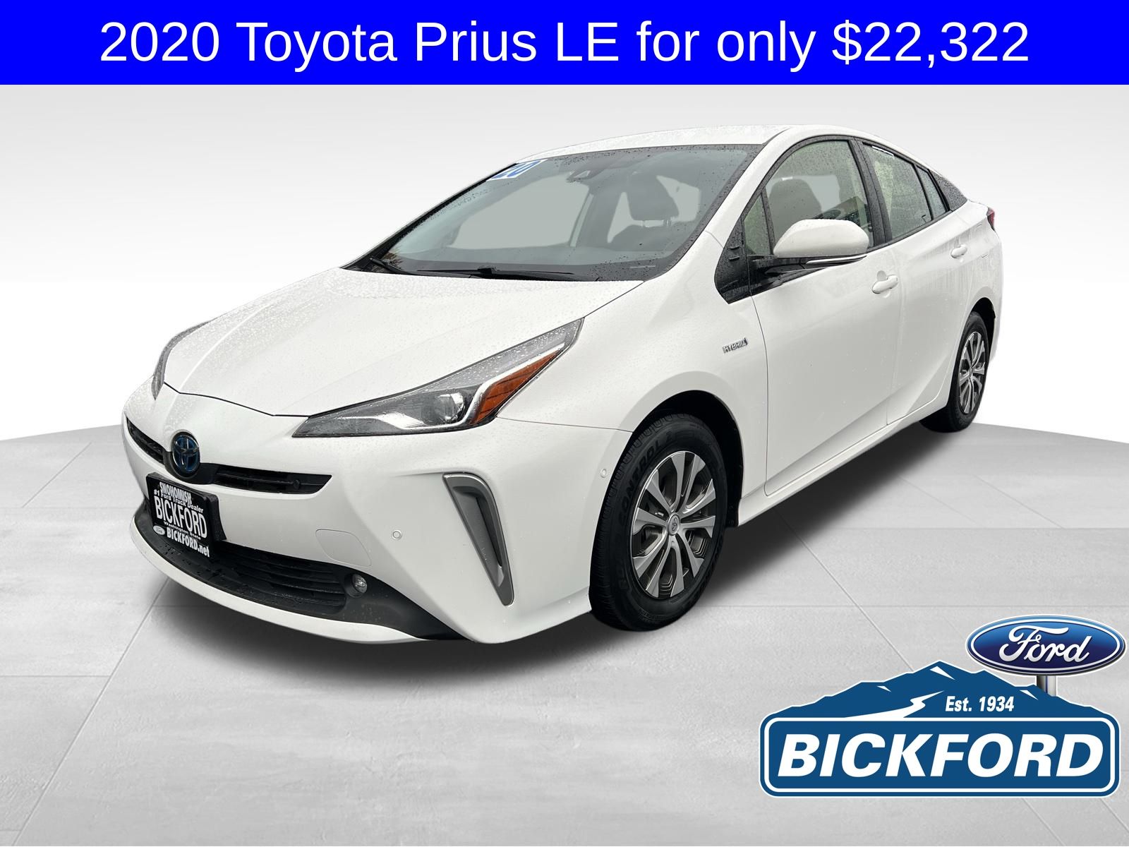 2020 Toyota Prius LE's photo
