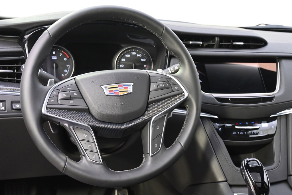 2025 Cadillac XT5 Sport photo 10