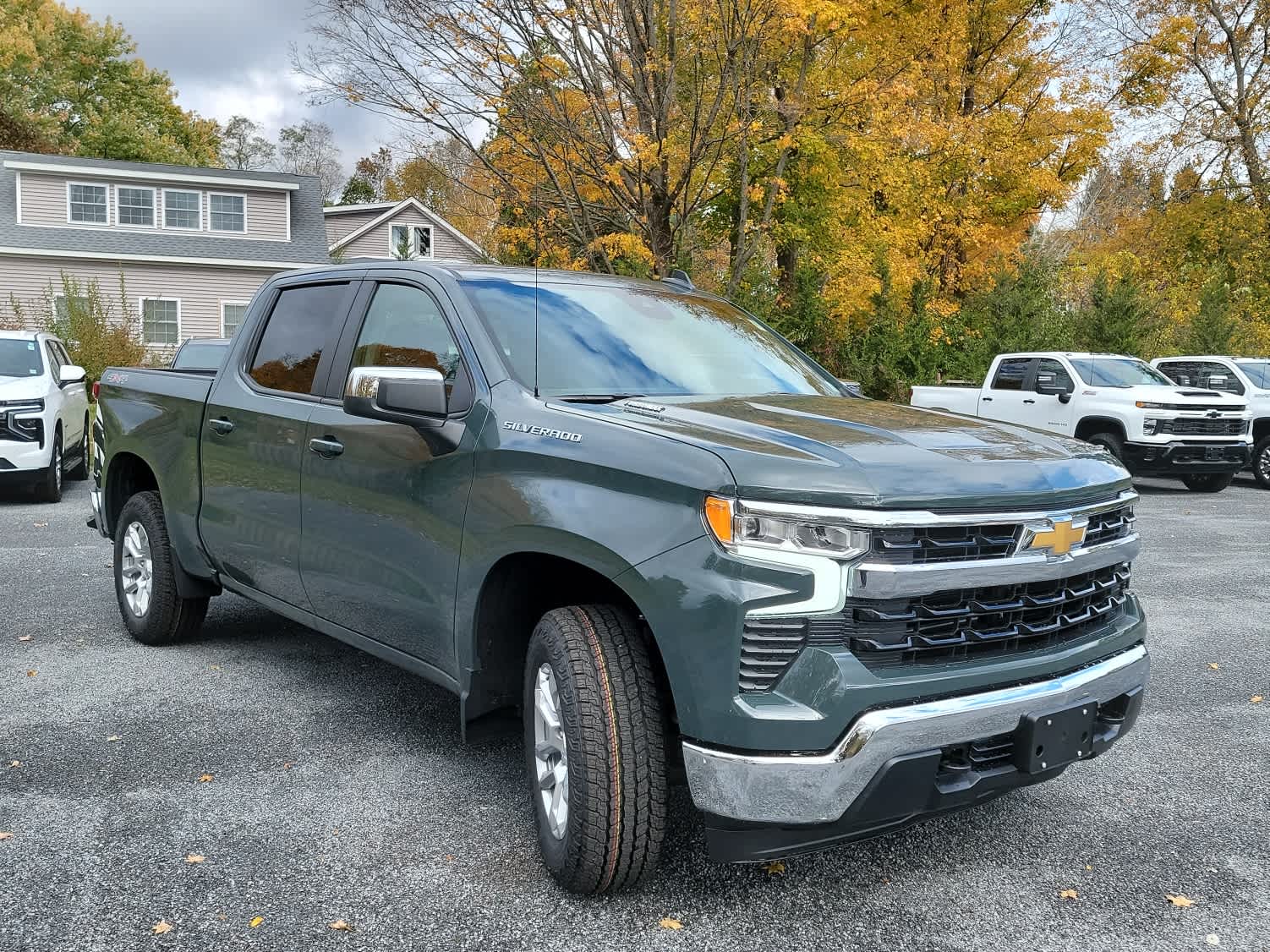 2026 Chevrolet Silverado 1500 LT photo 4