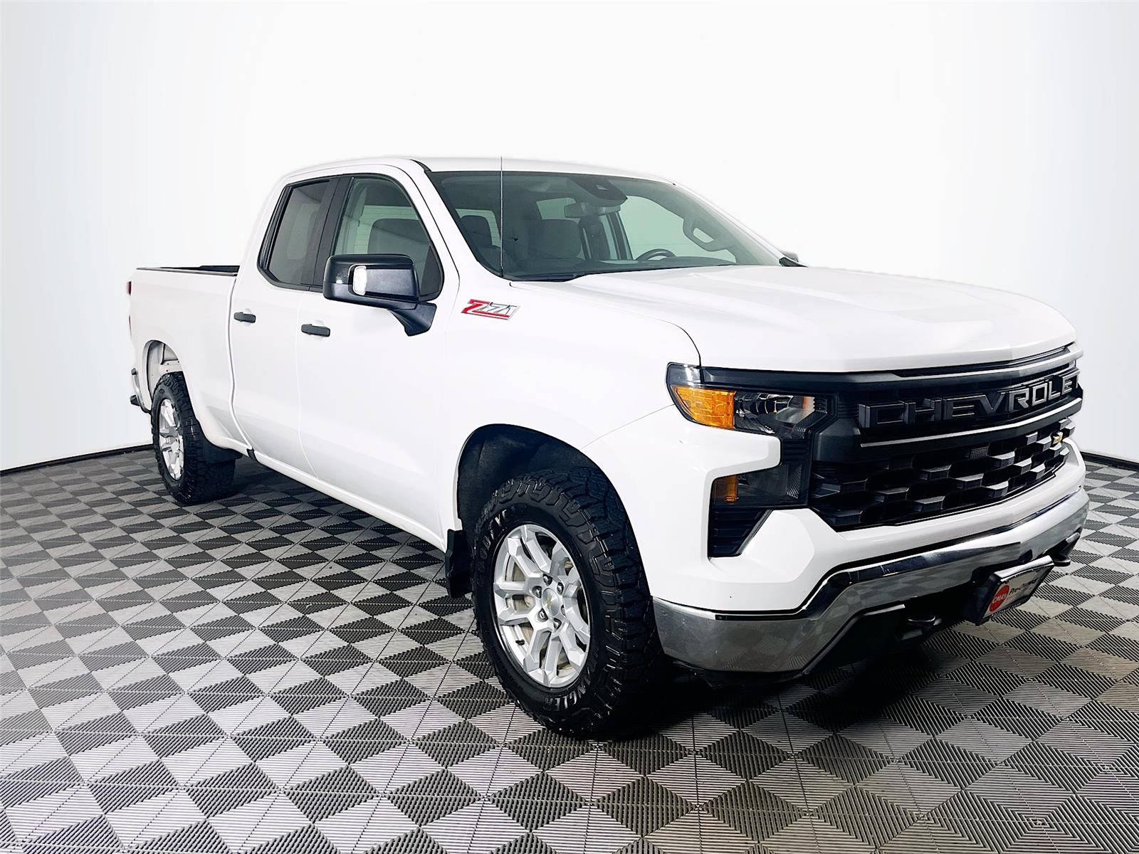 2023 Chevrolet Silverado 1500 Work Truck's photo