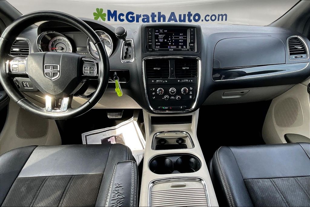 2019 Dodge Grand Caravan SXT photo 7