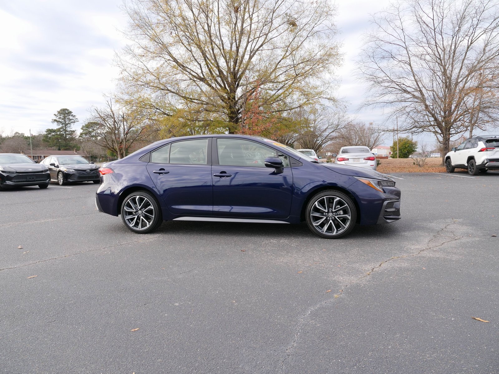 2021 Toyota Corolla SE's photo