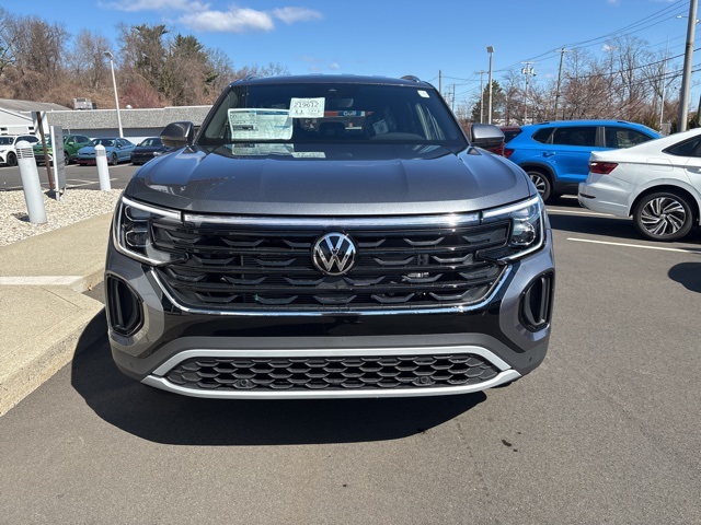 2025 Volkswagen Atlas Cross Sport SE Technology photo 3