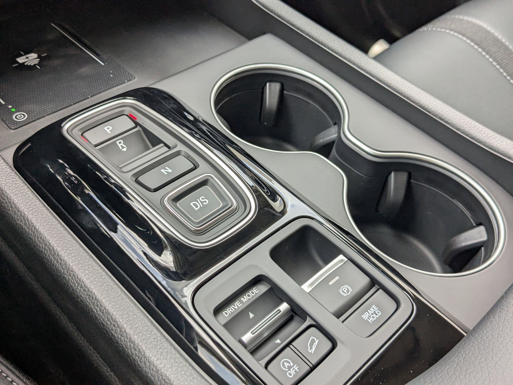 2025 Honda Pilot Touring photo 8