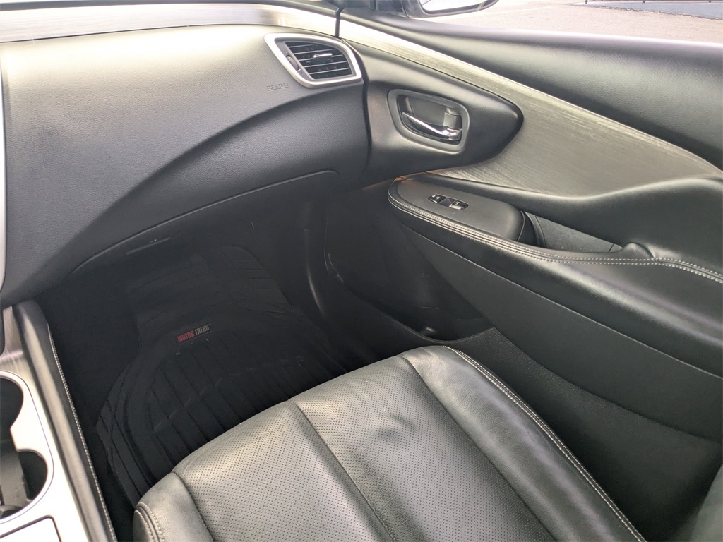 2017 Nissan Murano SL photo 18