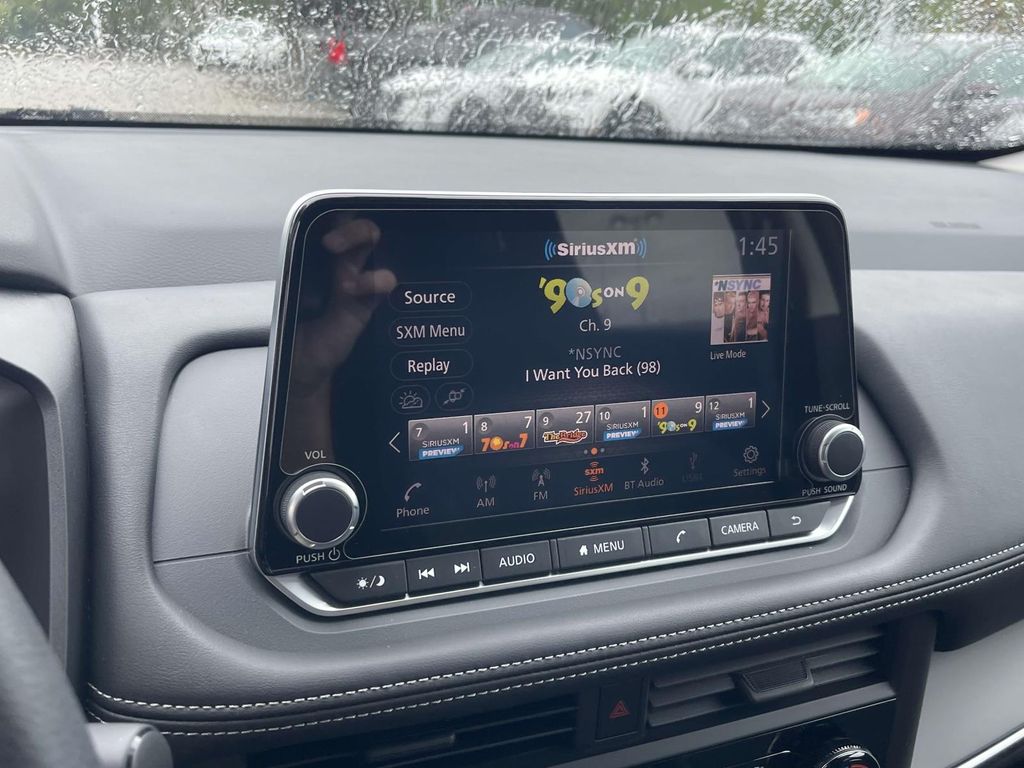 Used 2025 Gray Nissan S image 22