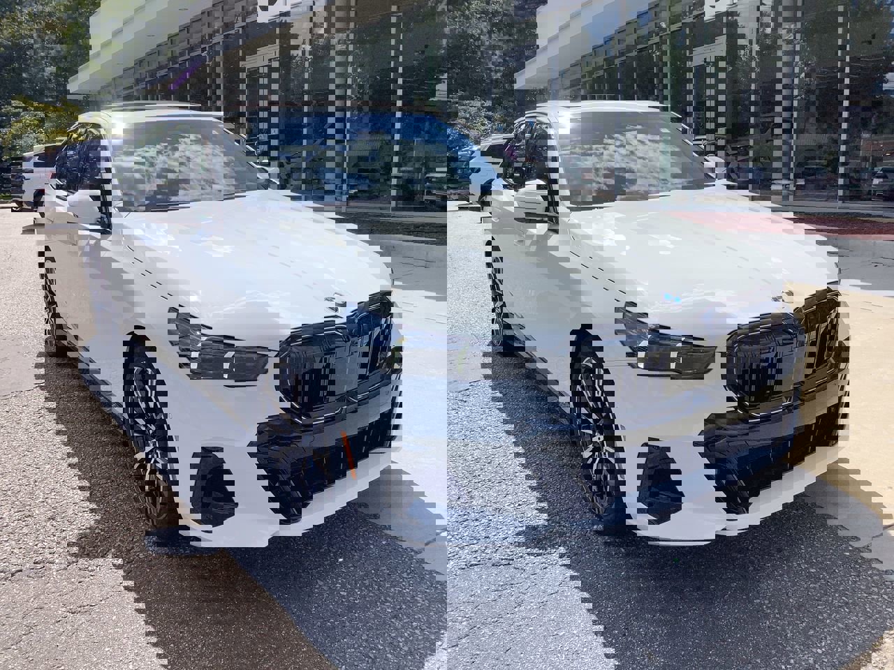 2026 Bmw 530i xDrive photo 2