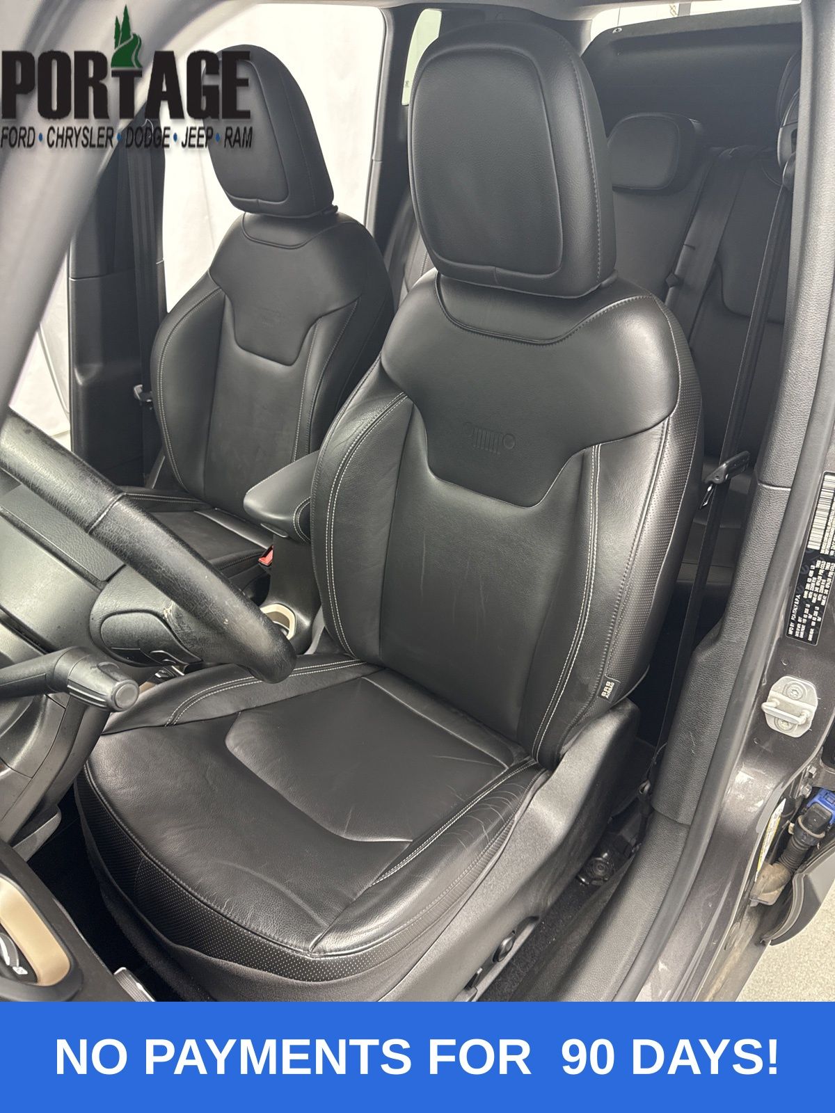 2017 Jeep Renegade Limited photo 9