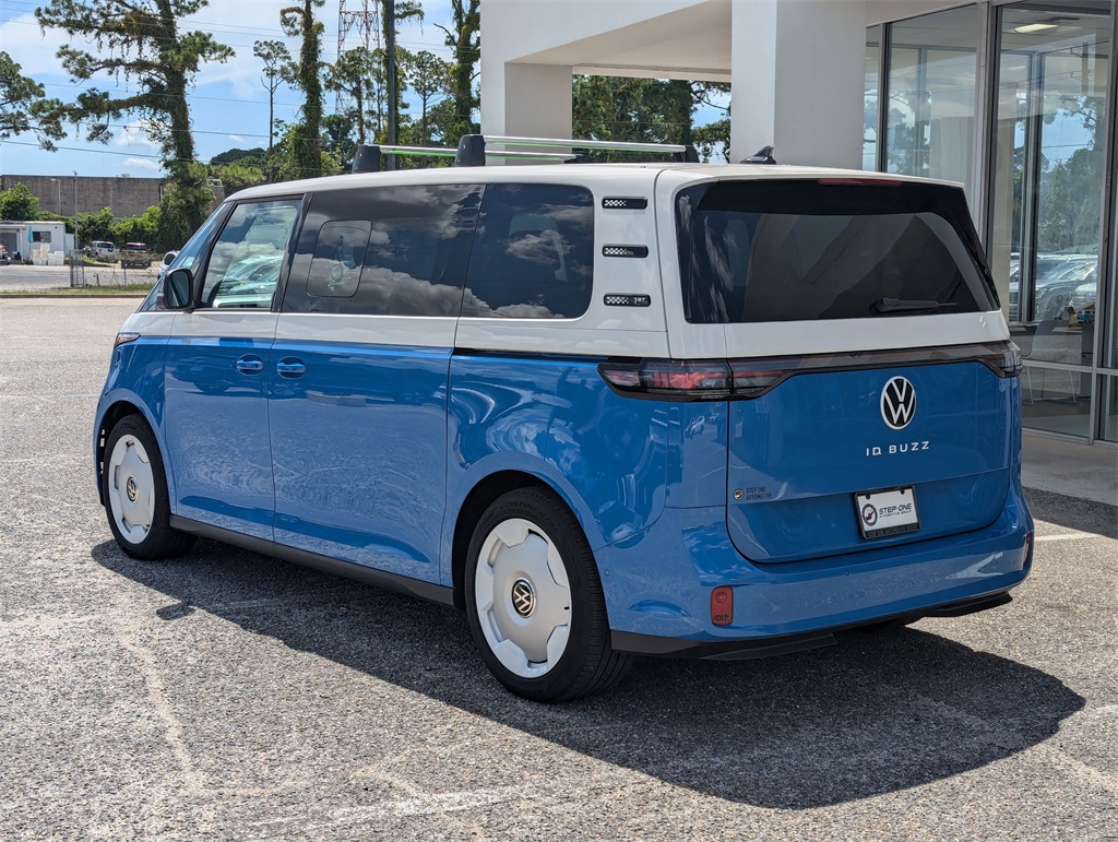 2025 Volkswagen ID. Buzz photo 3