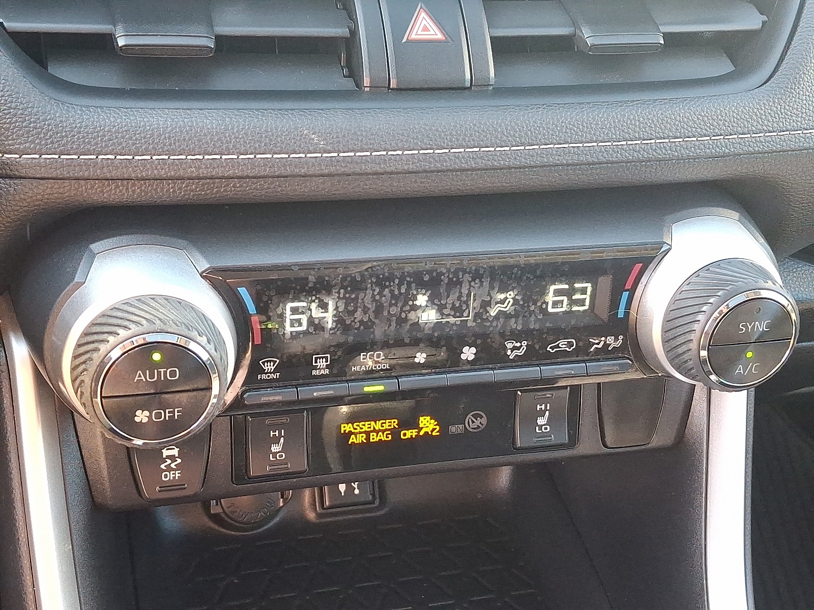 2019 Toyota RAV4 XLE photo 15