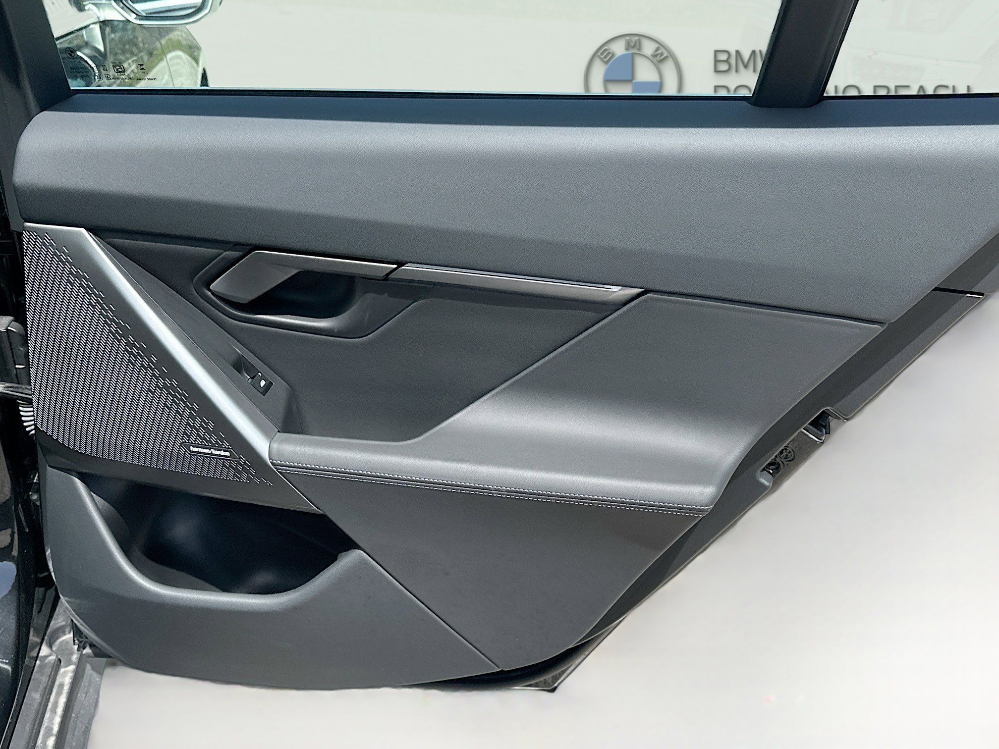 2025 Bmw 530i photo 33