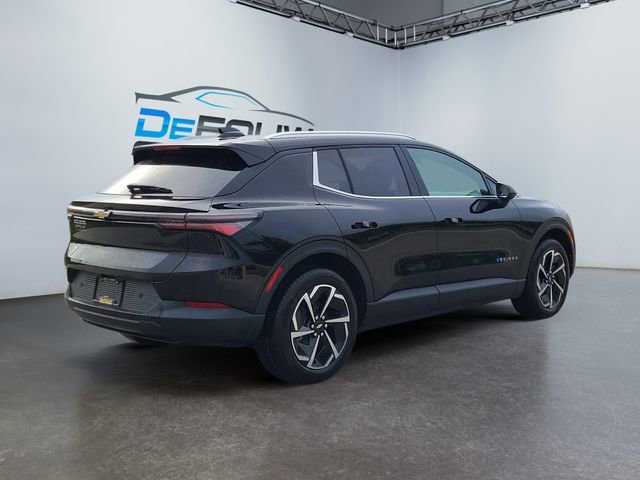 2026 Chevrolet Equinox LT photo 3
