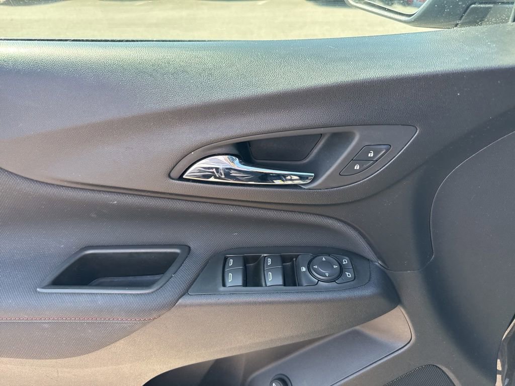 2022 Chevrolet Equinox RS photo 17