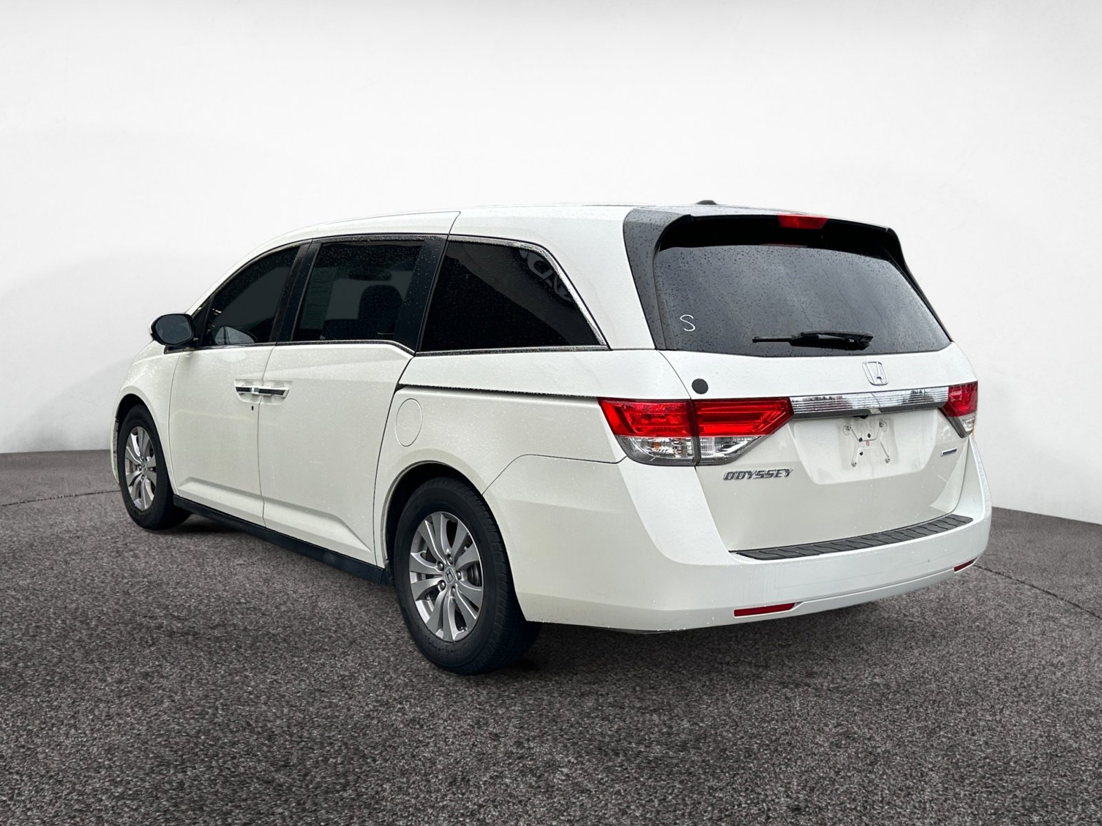 2016 Honda Odyssey SE photo 3