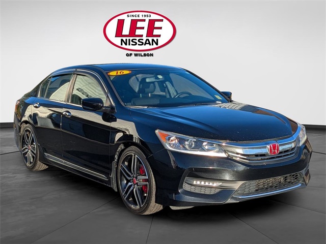 2016 Honda Accord Sport's photo