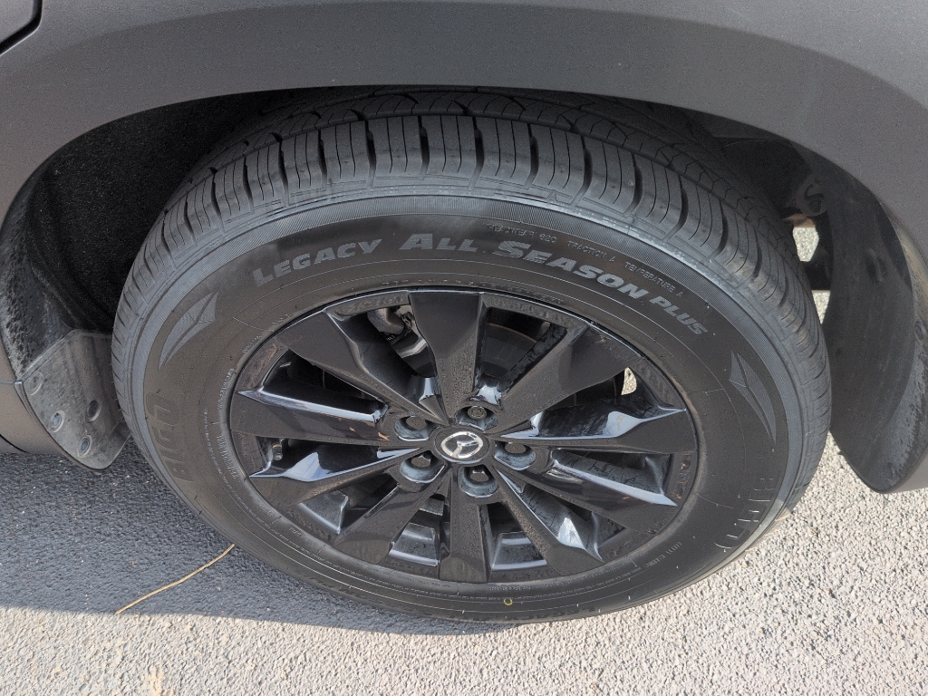 2024 Mazda CX-50 2.5 S Premium photo 5