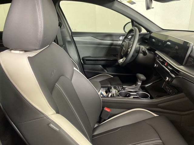 2026 Kia K5 GT-Line photo 13