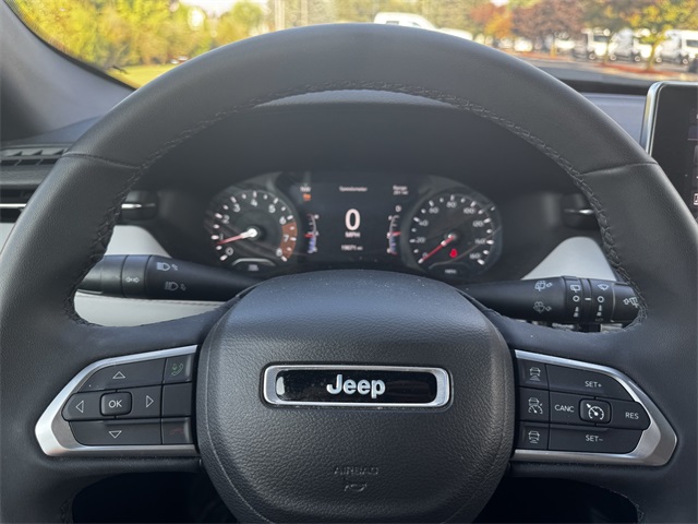 2023 Jeep Compass Limited photo 22