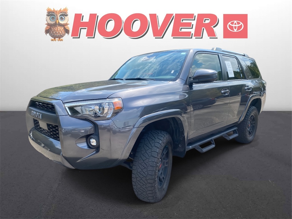 2022 Toyota 4Runner SR5 photo 4