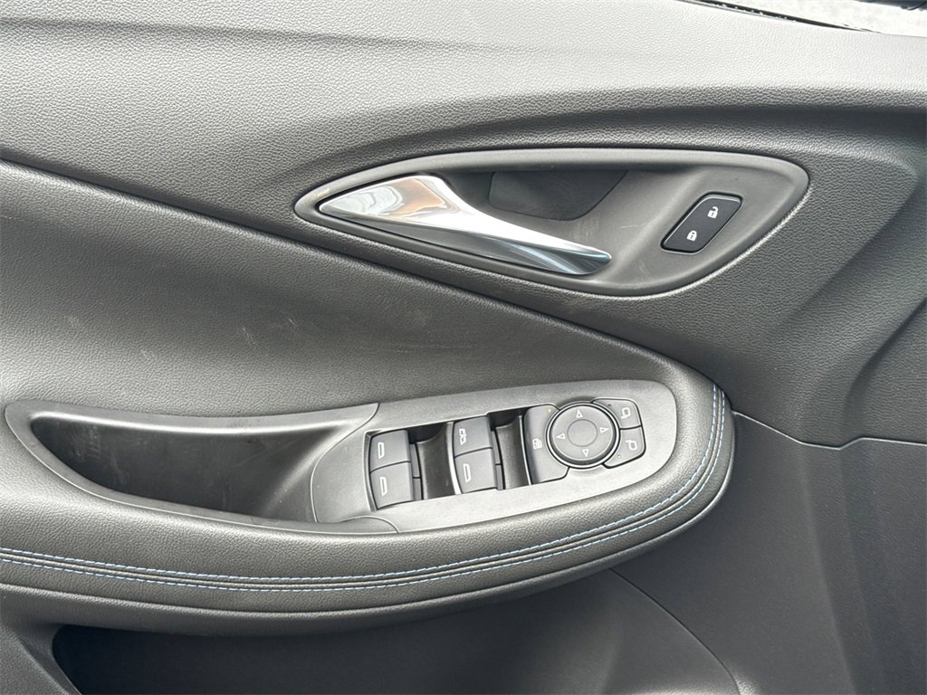 2026 Buick Encore GX Sport Touring photo 10
