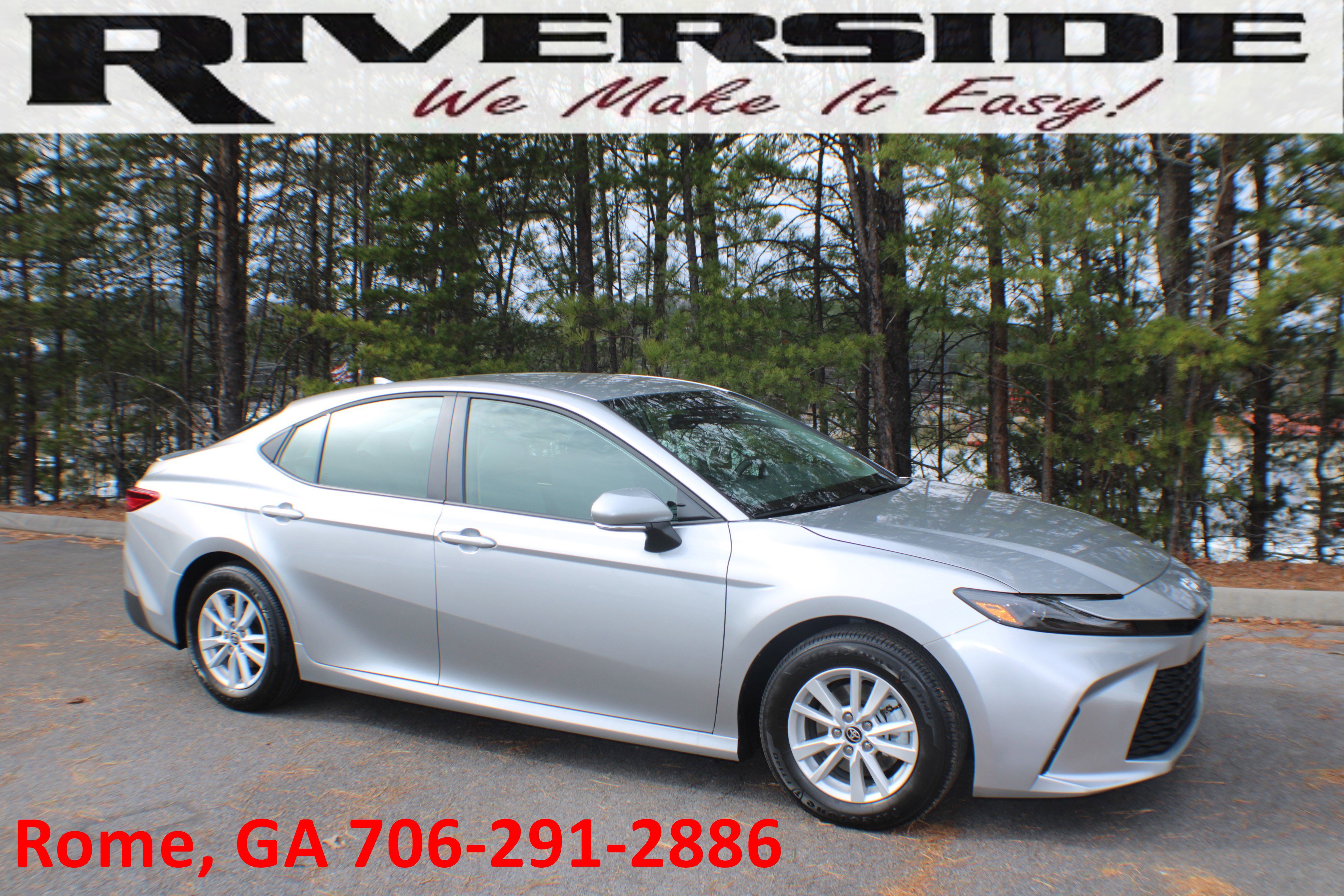 2026 Toyota Camry LE's photo