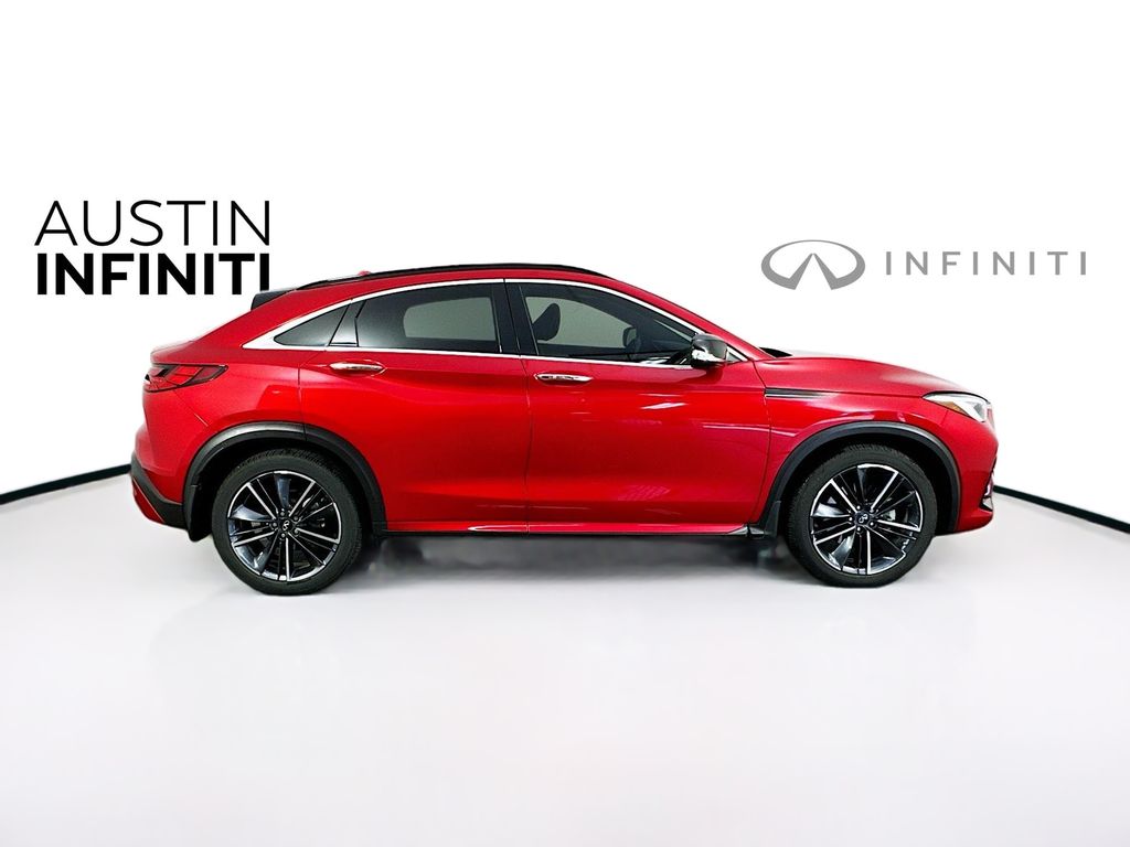 2023 Infiniti QX55 Essential photo 8