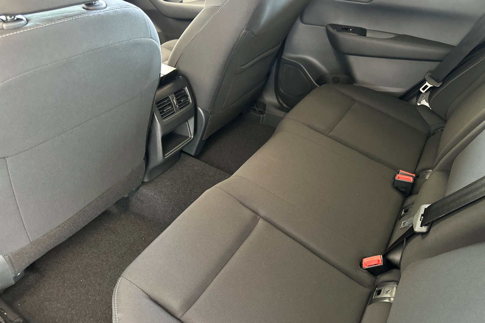 2026 Nissan Rogue S photo 12