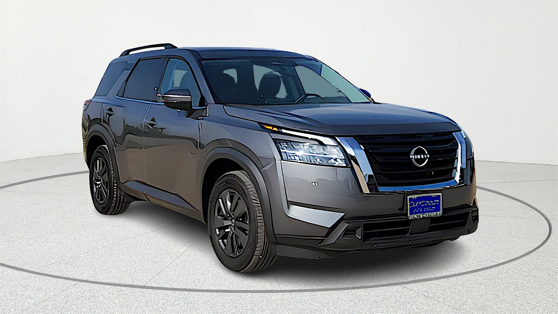 2025 Nissan Pathfinder SV's photo