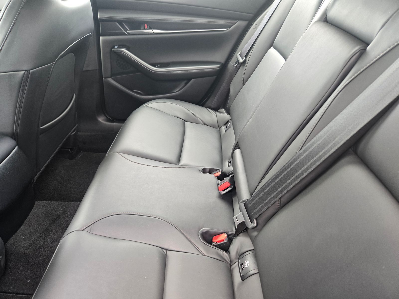 2025 Mazda Mazda3 Sedan 2.5 Select Sport photo 6