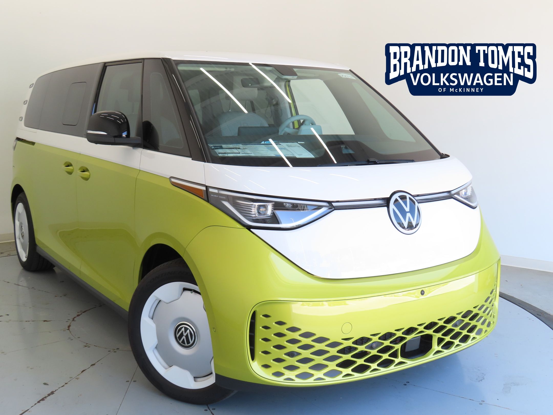 2025 Volkswagen ID. Buzz 1st Edition's photo